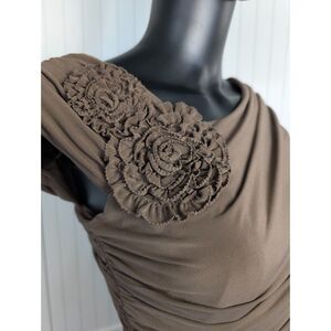 Adrianna Papell Brown Ruched Dress Floral Applique Cap Sleeve Sheath Size 6